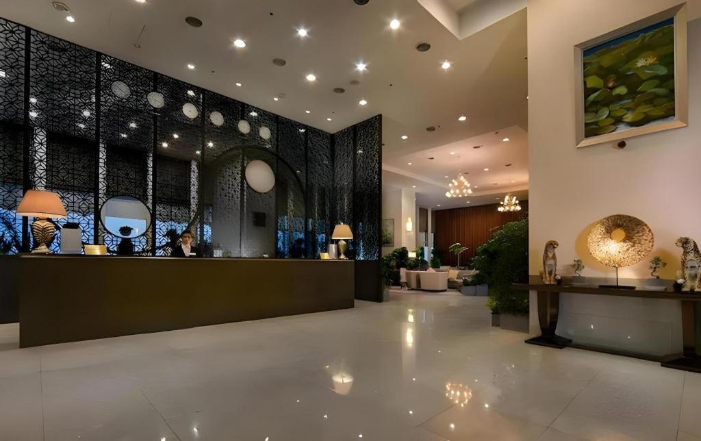 Calidas Landmark72 Royal Residence Hanoi Exterior photo